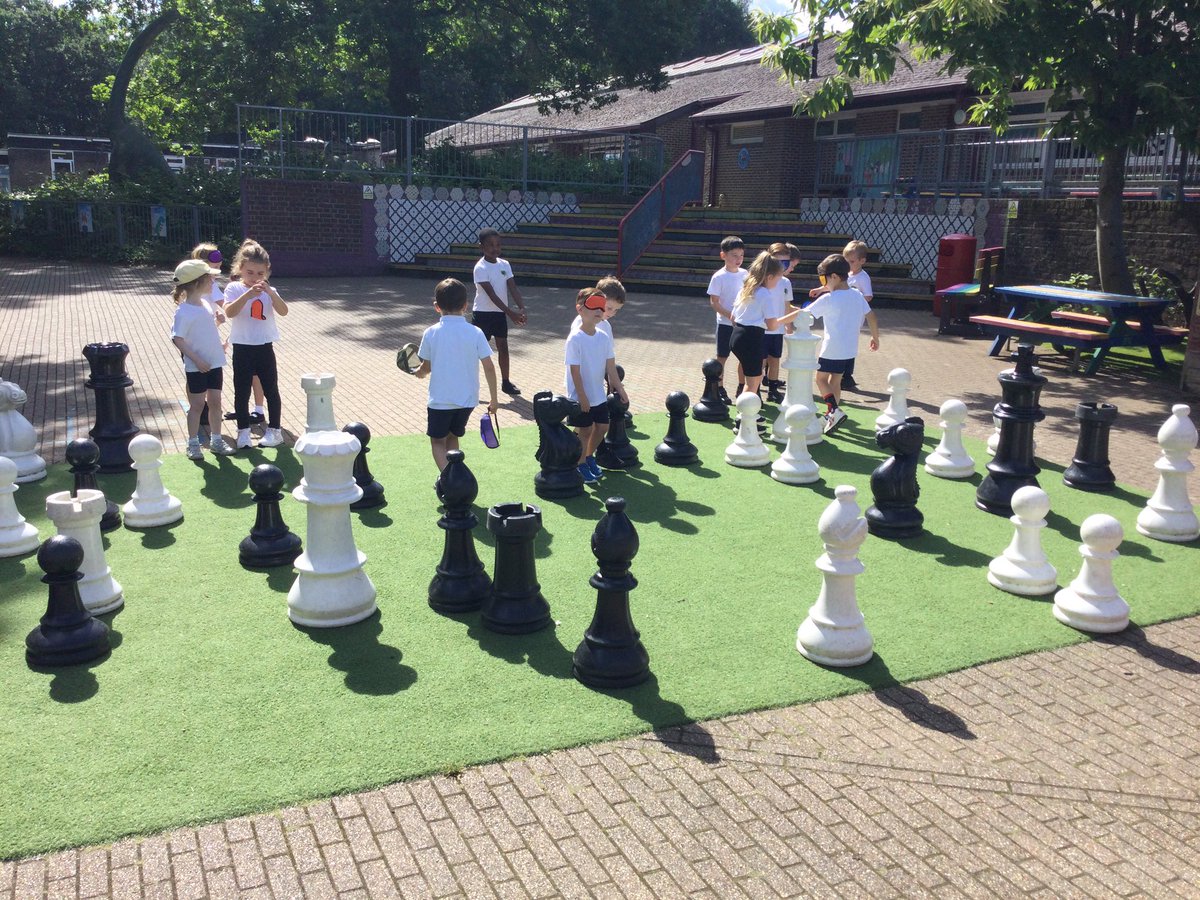 Miss Li 🐧 tweet media