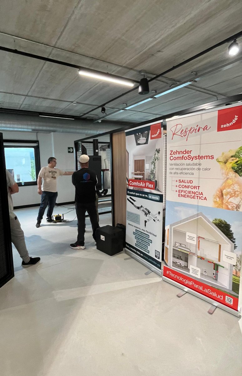 ZehnderIberica's tweet photo. 💡Ayer tuvimos el placer de asistir a la II Jornada Técnica de Instaladores, de la mano de nuestro partner #Calefon, donde compartimos experiencias, particularidades y soluciones de ventilación adaptadas junto a nuestros instaladores.

#Zehnder #Formación https://t.co/RZLwNmr9fa