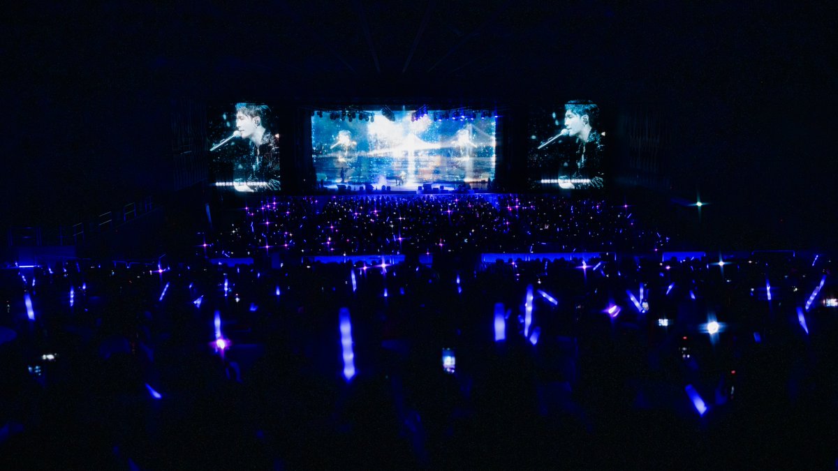 KpopStarzLive's tweet photo. [OFFICAL PHOTOS] Lay Zhang World Tour GRANDLINE 4: STEP 2024 in Kuala Lumpur #LayinKL

Thank you @intourlive and Abang @layzhang for the invitation!

#Grandline4inKL #Grandline4inMY #Lay #LayZhang #Yixing #张艺兴 #AbangLayisHereinMY #LAYinMY https://t.co/2HALRlHAUm