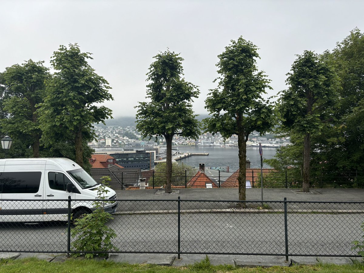 #Bergen