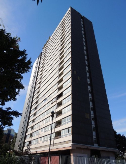 James Riley Point at the Carpenters Estate will be retrofitted to Passivhaus standards 

This is what we should do with aging tower blocks, not demolish them!!!

specificationonline.co.uk/articles/2024-…