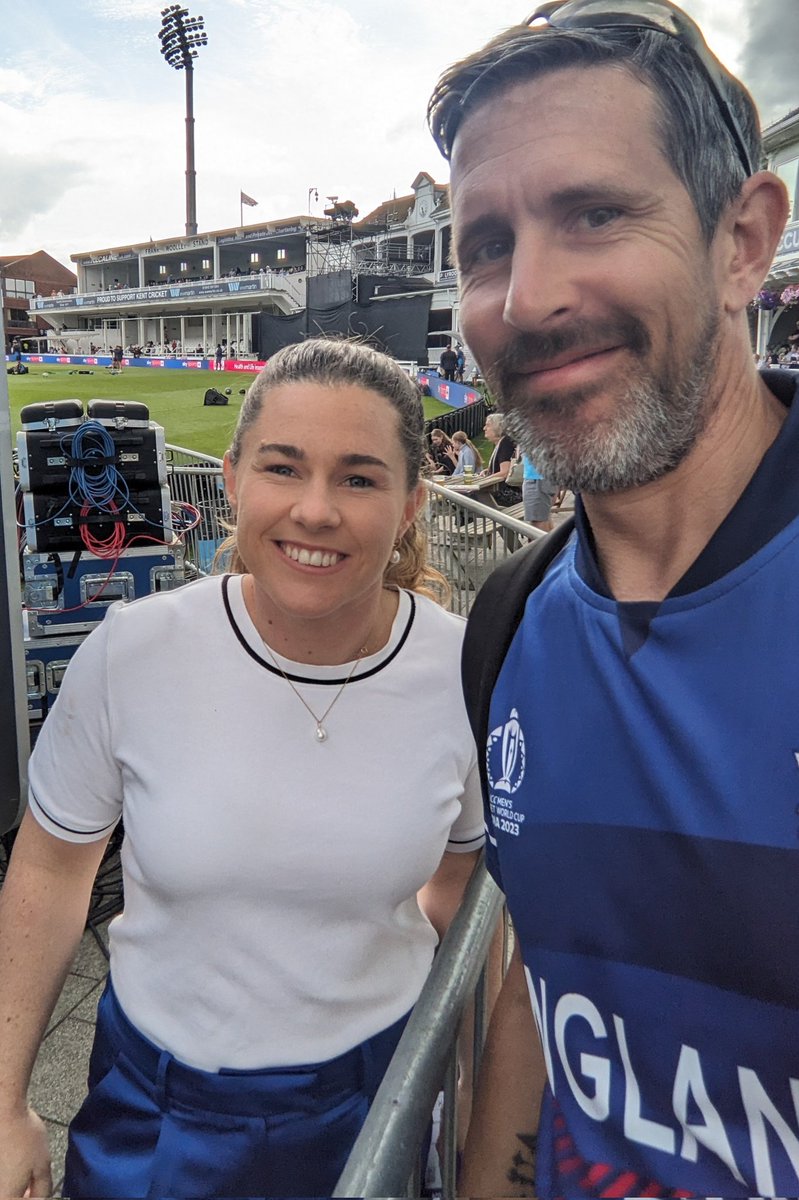 Fantastic night watching our ladies play New Zealand in Canterbury. Got to meet some legends of the game and the atmosphere was the best I've ever seen at the spitfire ground 😄🏴󠁧󠁢󠁥󠁮󠁧󠁿🏏