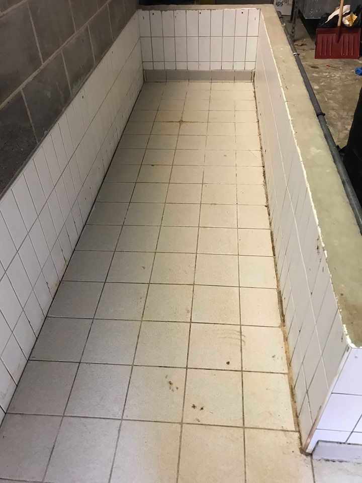 Bund at a swimming pool, atmosphere was humid. SJ-01 system was best for this. It's developed for a cost effective GRP lining for concrete tanks/bunds. Used  for lining cold water tanks both domestic water &amp; rising fire main / sprinkler tanks. #engineering #commercial #industrial