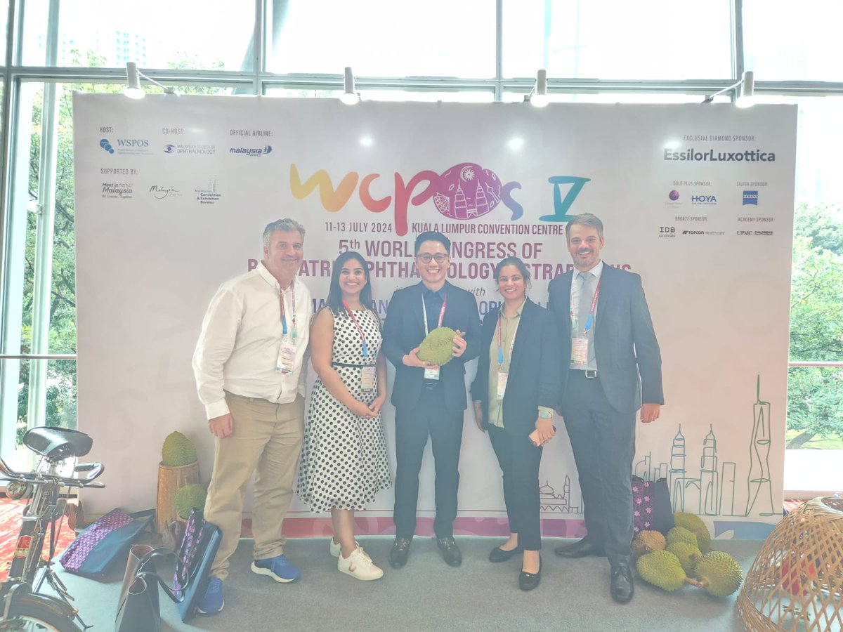 drdamoeyes's tweet image. Our team from @AHOphthalmology at the @WSPOS  #wcposV2024 in Kuala Lumpur, Malaysia