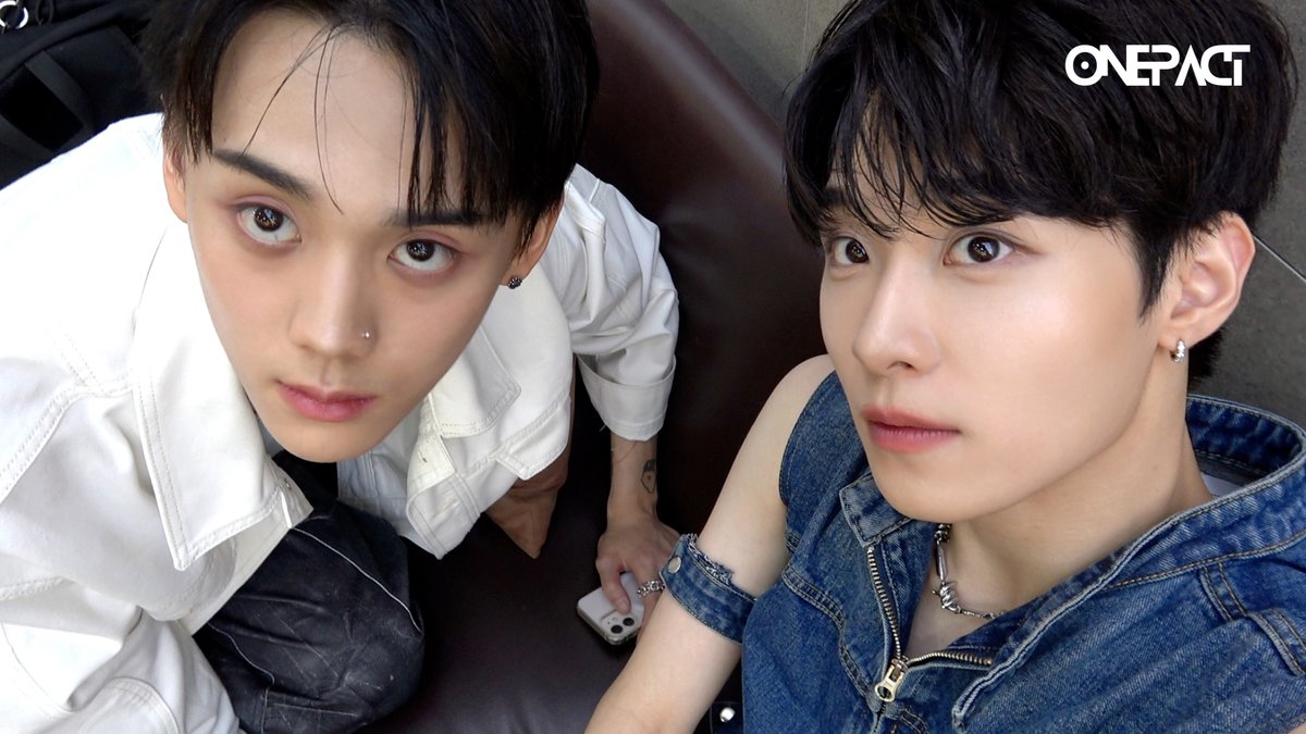 onepact_'s tweet image. ONE PACT 원팩트 '꺼져' 음악방송 비하인드 | 앤하트와 함께라서 행복했던 3주🩵

📎 :youtu.be/fMD_JUPair8

#ONEPACT #원팩트