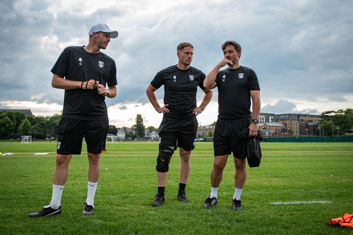 Focused on the goal 🥅

Pre-season continued last night for the Beavers.

#HAMRICHFC 🔴🔵