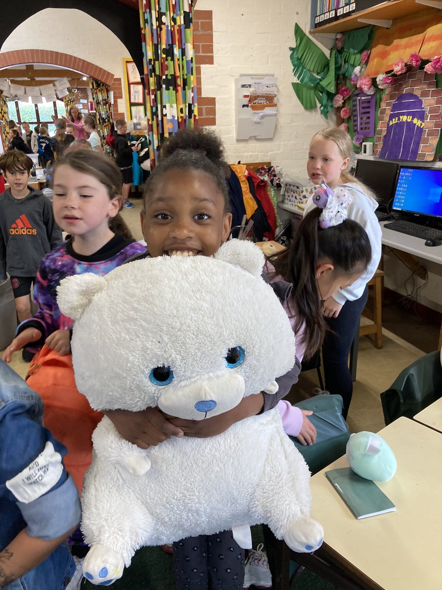 Miss CS and Mrs MY tweet media