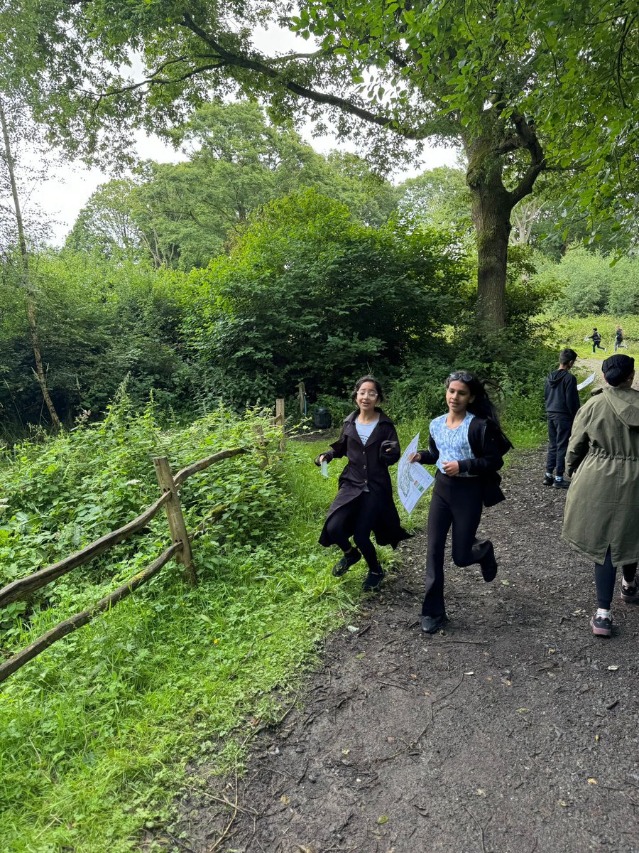 George_Betts's tweet photo. What a fun morning we've had @FrankChapCentre orienteering and learning how to read maps in the forest. We'll see you later! @ElliotSchools https://t.co/JWSLGr3mfY