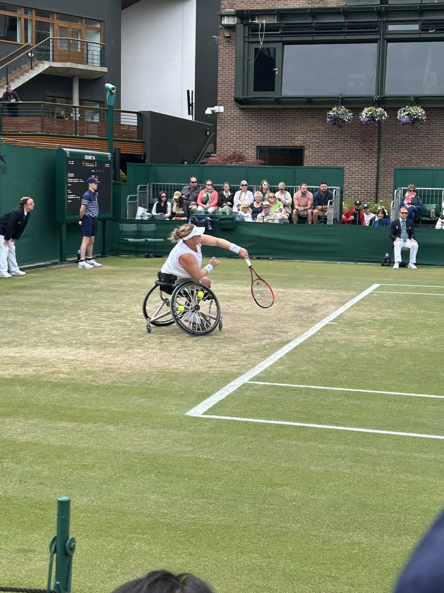 JHPEDept tweet media