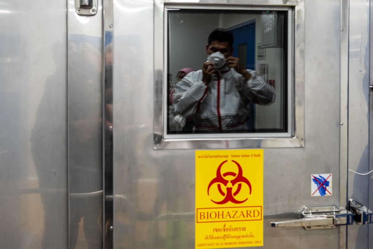 EU_FPI's tweet photo. 🇪🇺 #EU &amp; Southeast Asia's biosecurity experts teamed up in #Thailand for a joint exercise to boost preparedness for infectious disease outbreaks with EU's CBRN Risk Mitigation Centres of Excellence Initiative. Together, we're building a safer world!🤝 #EUForeignPolicy #EUCBRNCOE https://t.co/bzd5SuZkJY