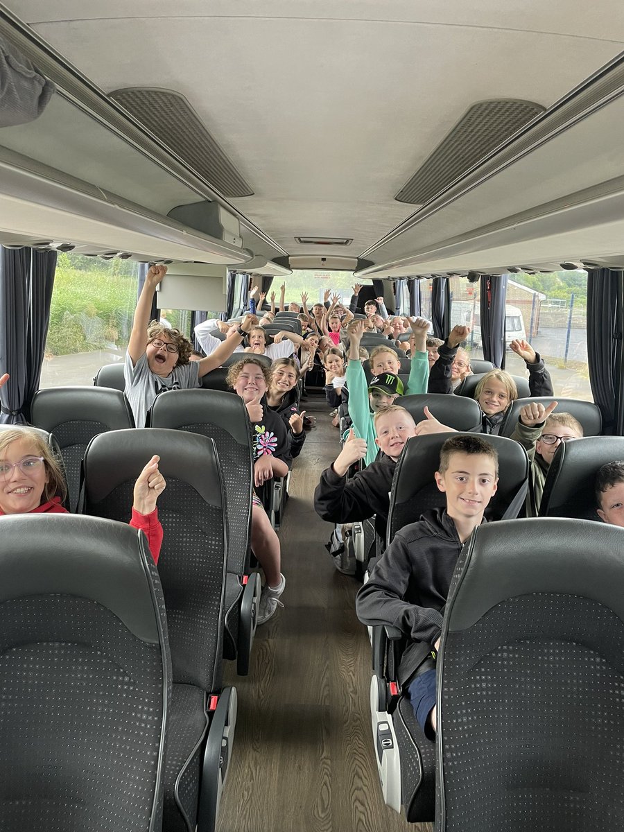 Blwyddyn 6 yn barod am eu trip! 🛶☀️

Year 6 ready for their trip 🛶☀️

<a href="/BroEirwg/">Ysgol Bro Eirwg</a>