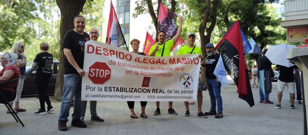 Ayer estuvimos en Madrid defendiendo la fijeza para miles de trabajadores del #Sescam , frente a la inacción de los responsables de nuestra situación laboral.
ACATEN LA SENTENCIA DEL 13 DE JUNIO DEL TJUE!
⭕️ Readmitan a los cesados
⭕️ Consoliden a los abusados
<a href="/joseluisescriva/">José Luis Escrivá</a>