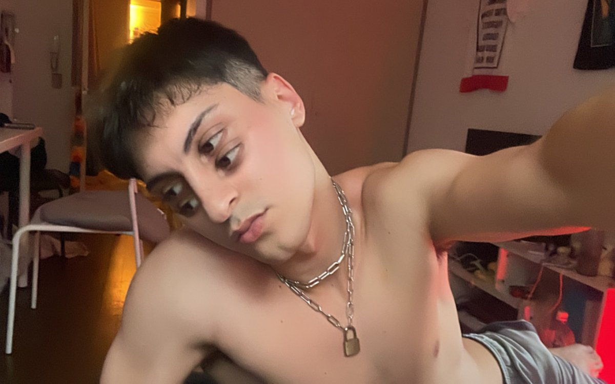 bl00dwave's tweet image. djing in Tokyo 2 nite at arty farty from 9 pm, plz come see me ☆