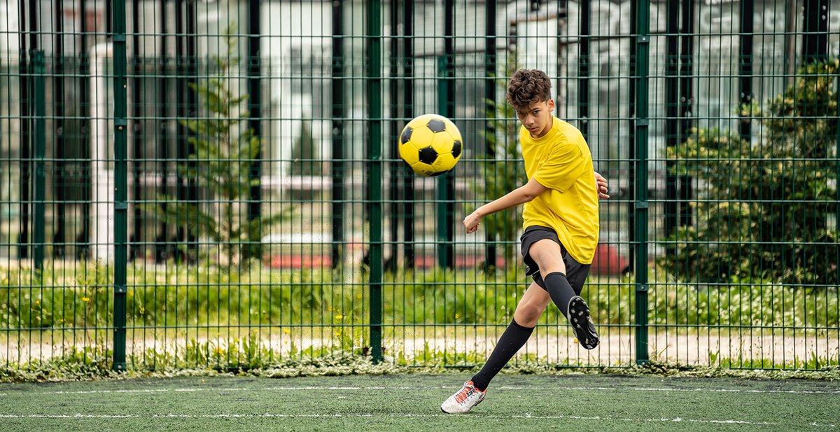 Am Sonntag steht das Finale der Fußball-EM in Berlin an! ⚽️🏃‍♂️Millionen Fans auf der ganzen Welt werden es verfolgen. Doch ohne #Textilien läuft im Fußball nichts. Das Material spielt in und um den Sport eine zentrale Rolle. 👉bit.ly/4cz6TkU
#gotextile #EURO2024 #ENGSPA