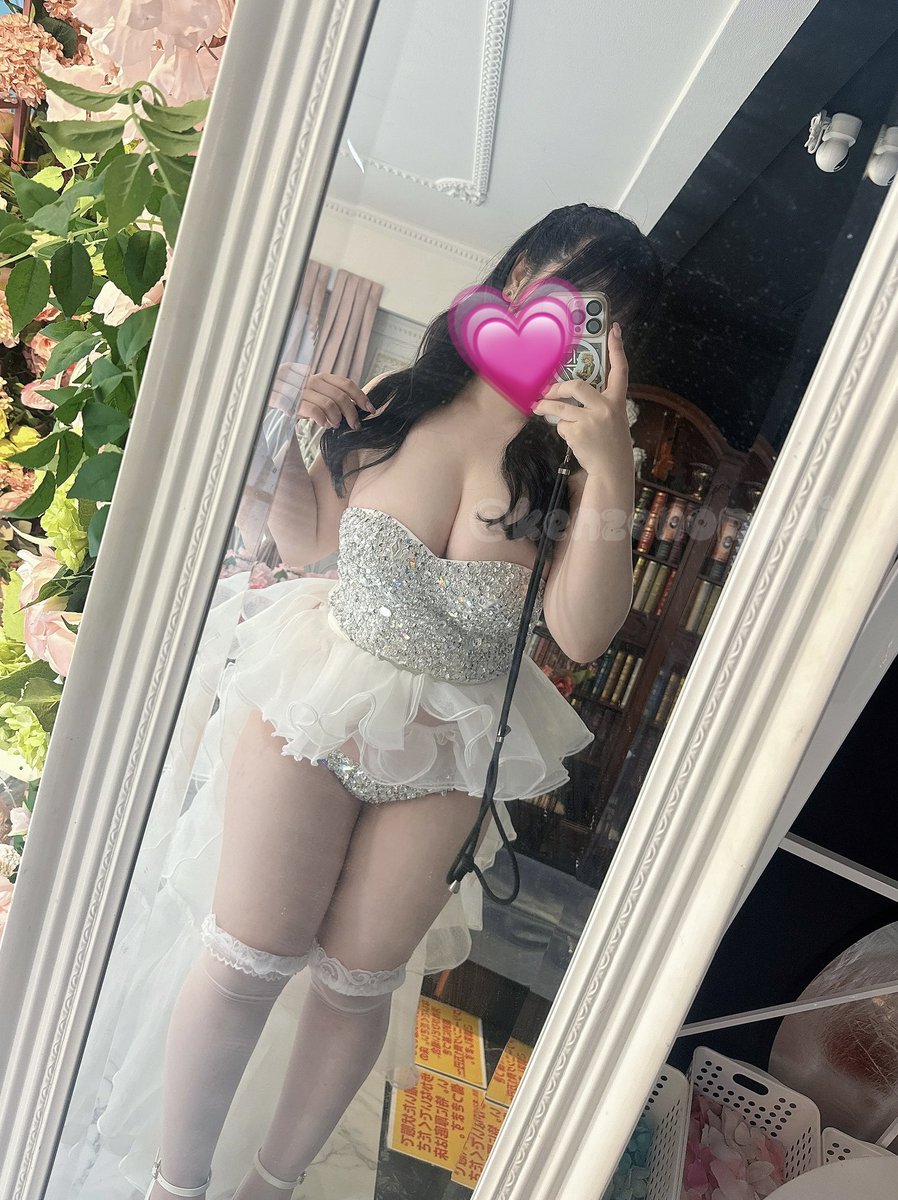 とにかく見せない鈴木🙈さんのエロ画像、2024年07月12日17時40分19秒に投稿