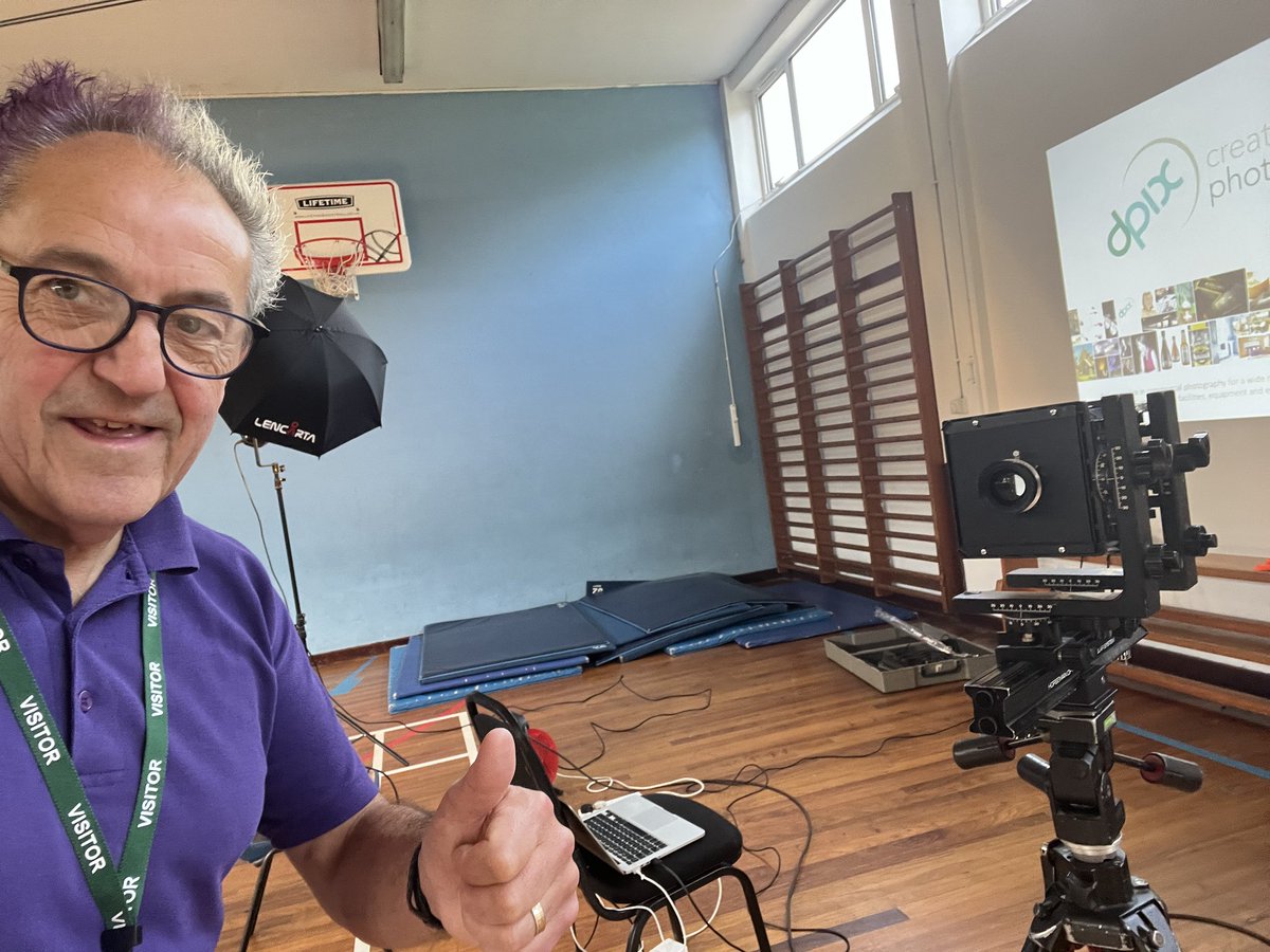 DPIXCREATIVE's tweet image. Another day back at school, not photographing but careers talks about photography at St Bede’s Redditch #photography #photographer #careers