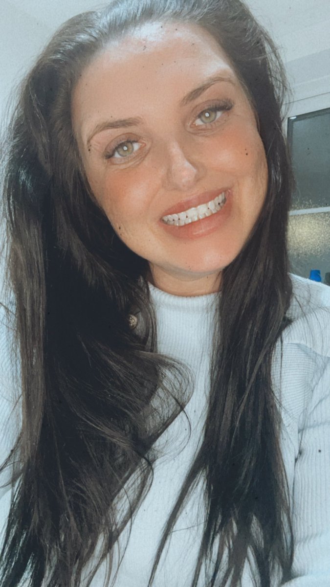 shell9876's tweet image. I’ve got my Friday smile on 🙌