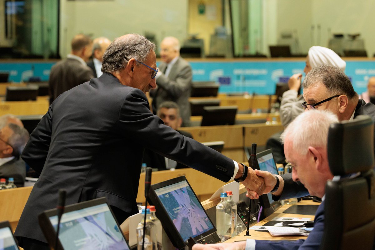 🎉✨Today, we are in #Brussels – Belgium 🇧🇪 for the #SOLID2 closing event! 
 🙌 Join us as we celebrate the project's achievements, present its action plan and discuss best practices and lessons learned.
#SocialDialogue #SOLID #Dialogue