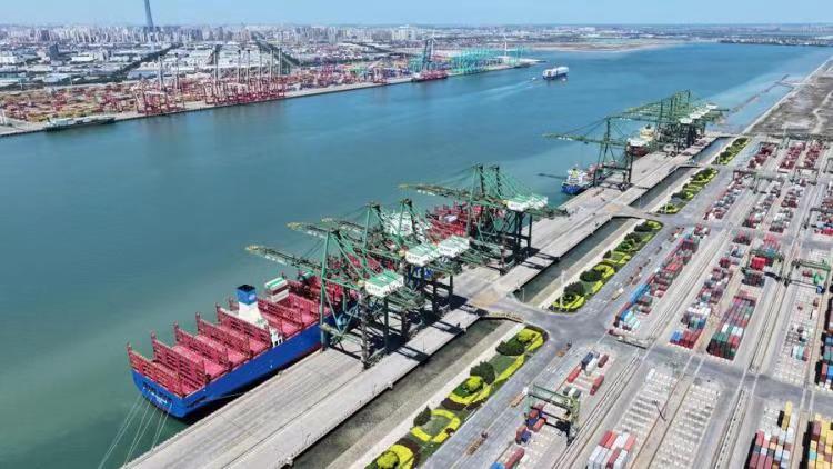 Chinese seaport cities saw the added value of their port economy amount to 6.2 trillion yuan (about 869.05 billion U.S. dollars) in 2023, which accounted for 13.4 percent of these cities' total economic output, said a report released on Wednesday.