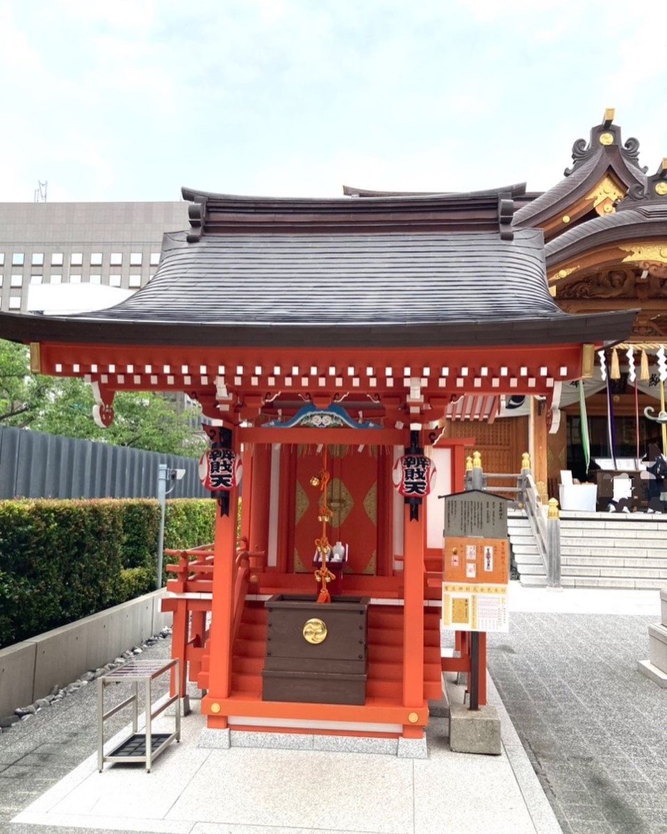 DelmerLadd's tweet photo. 水天宮⛩️を参拝🙏
狛犬さまが、迫力ありです。

赤ちゃんを抱いた参拝の方が、たくさんいました

#水天宮 #神社 #⛩️ #狛犬 #神社巡り #神社めぐり https://t.co/9unFzRX9T0