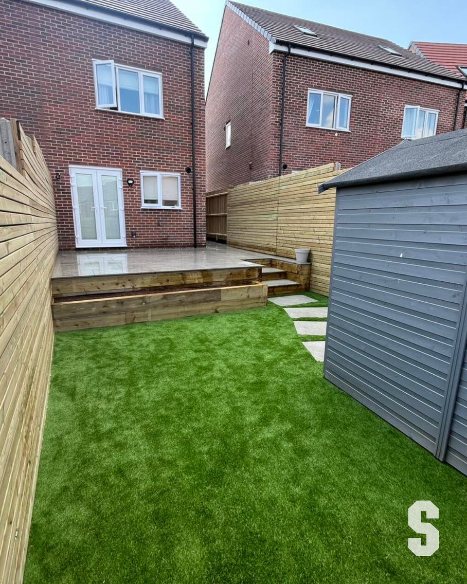 TweetSydenhams's tweet image. Impressive work by ASG Landscaping in St. Peter’s Place! 

They turned a bland #garden into a vibrant space with our #Pavestone Classic Porcelain 900x600 &amp;amp; @AzpectsLtd #EASYJoint &apos;Carbon&apos; from Salisbury.

Stay tuned for more #transformations! ✨

#PorcelainPatio