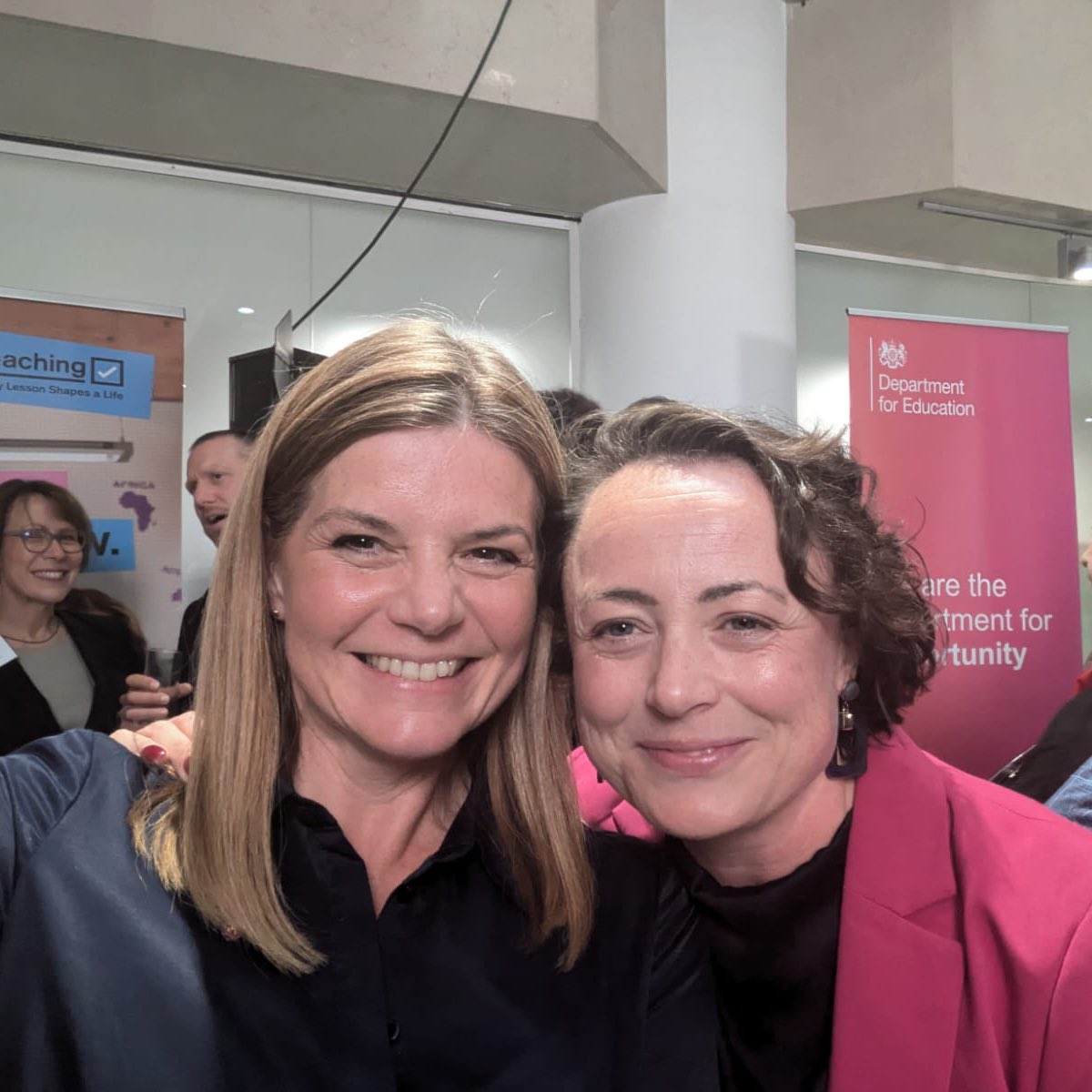 Empowering to hear <a href="/bphillipsonMP/">Bridget Phillipson</a> talk passionately about importance of education, schools, &amp; teachers. Looking forward to working with you, <a href="/educationgovuk/">Department for Education</a> &amp; <a href="/CMcKinnellMP/">Catherine McKinnell MP</a> to ensure every child is digitally literate 
<a href="/CompAtSch/">Computing at School</a> <a href="/bcs/">BCS, The Chartered Institute for IT</a> @BarefootComp