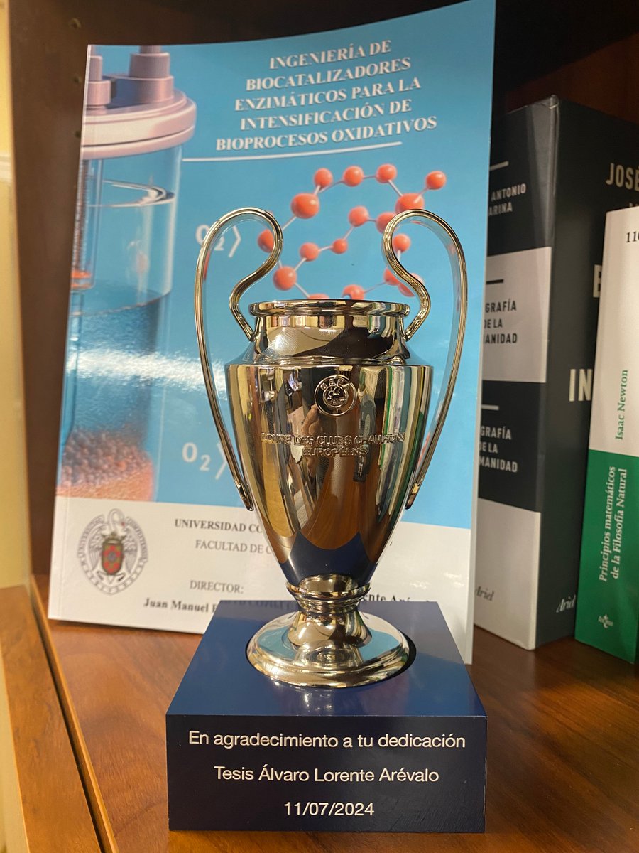 Gran lectura y defensa de Tesis Doctoral de <a href="/Alvarolorente23/">Alvaro Lorente</a> , magnífico trabajo tras una larga y fructifera empresa que empezó gracias a <a href="/madrimasd/">Madri+d</a> Un placer haber sido director.