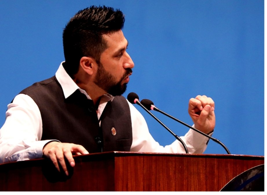 प्रचण्डको उत्तराधिकारी रबि लामिछाने रहेछ।। एउटा् लाइ एकदिन झुठो बोल्न सकिन्छ सबैलाई सधै झुठो बोल्न सकिन्न तिमीहरू लाई अब जेल जानुपर्छ भन्ने ठुलो चिन्ता छ  #प्रचण्ड-#रबि