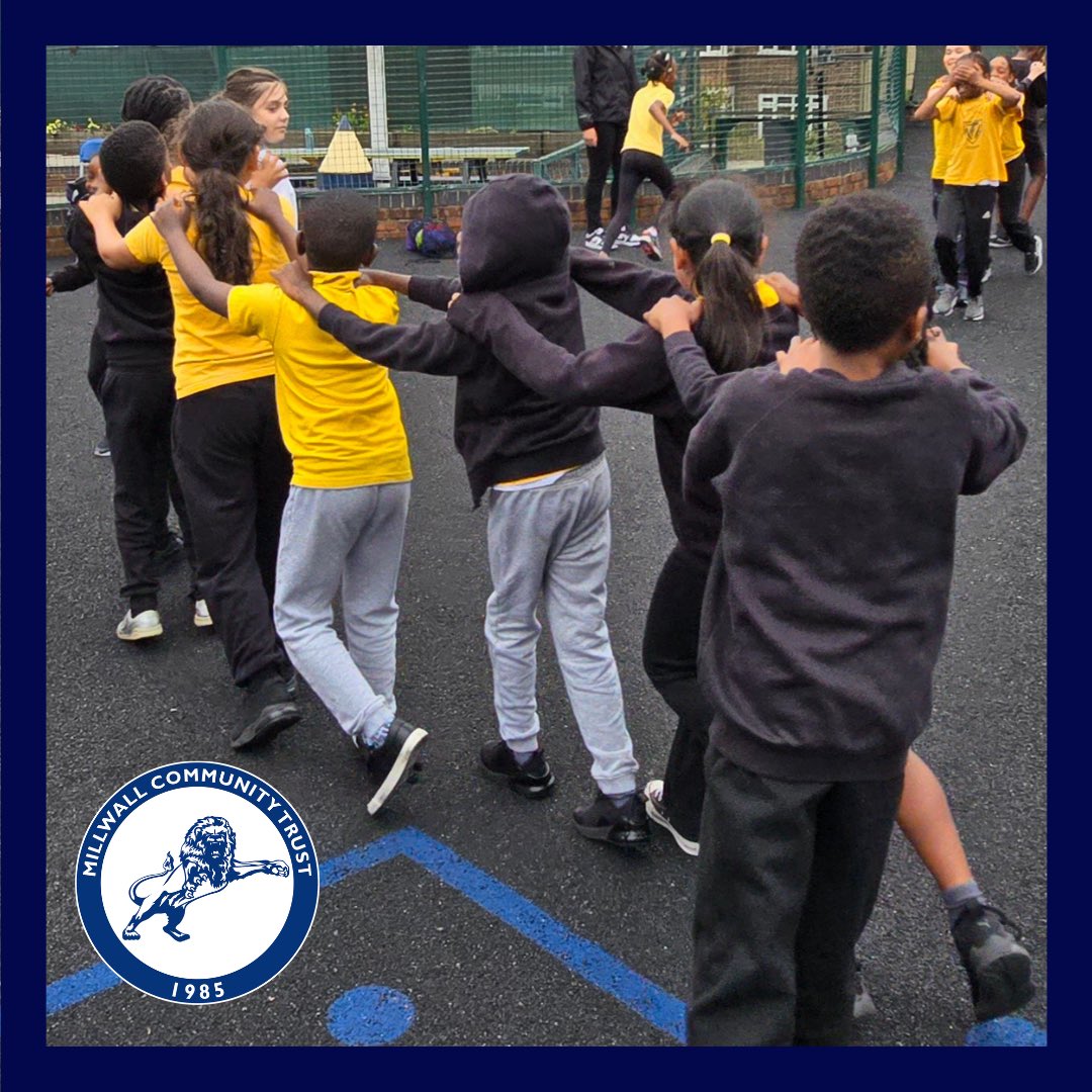 Millwall Community Trust (@millwall_mct) on Twitter photo đ #Millwall Community Trust's <a href="/JoyofMovingUK/">Joy of Moving UK</a> Festivals inspire over 1,000 childrenâŠ
đ Read more - tinyurl.com/53knmfwt
#Lewisham #Southwark #Sevenoaks #1Club1Community | <a href="/EFL_Community/">EFL in the Community</a> | <a href="/FerreroUK/">Ferrero UK & Ireland</a> đ #Millwall Community Trust's <a href="/JoyofMovingUK/">Joy of Moving UK</a> Festivals inspire over 1,000 childrenâŠ
đ Read more - tinyurl.com/53knmfwt
#Lewisham #Southwark #Sevenoaks #1Club1Community | <a href="/EFL_Community/">EFL in the Community</a> | <a href="/FerreroUK/">Ferrero UK & Ireland</a>