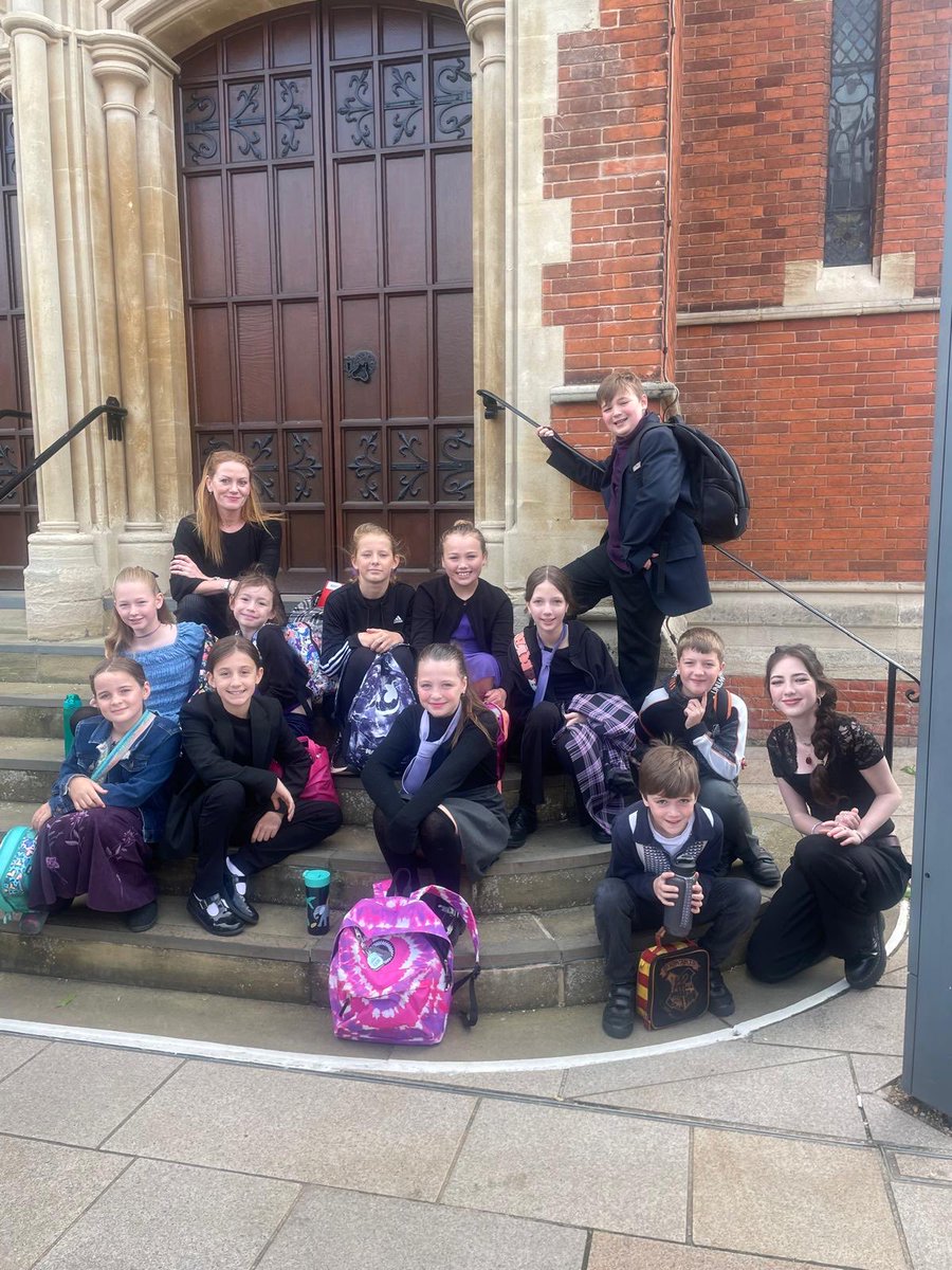 Drama club ready for their performance of Hamlet later today at the RST #bishoptondrama #bishoptonenrich