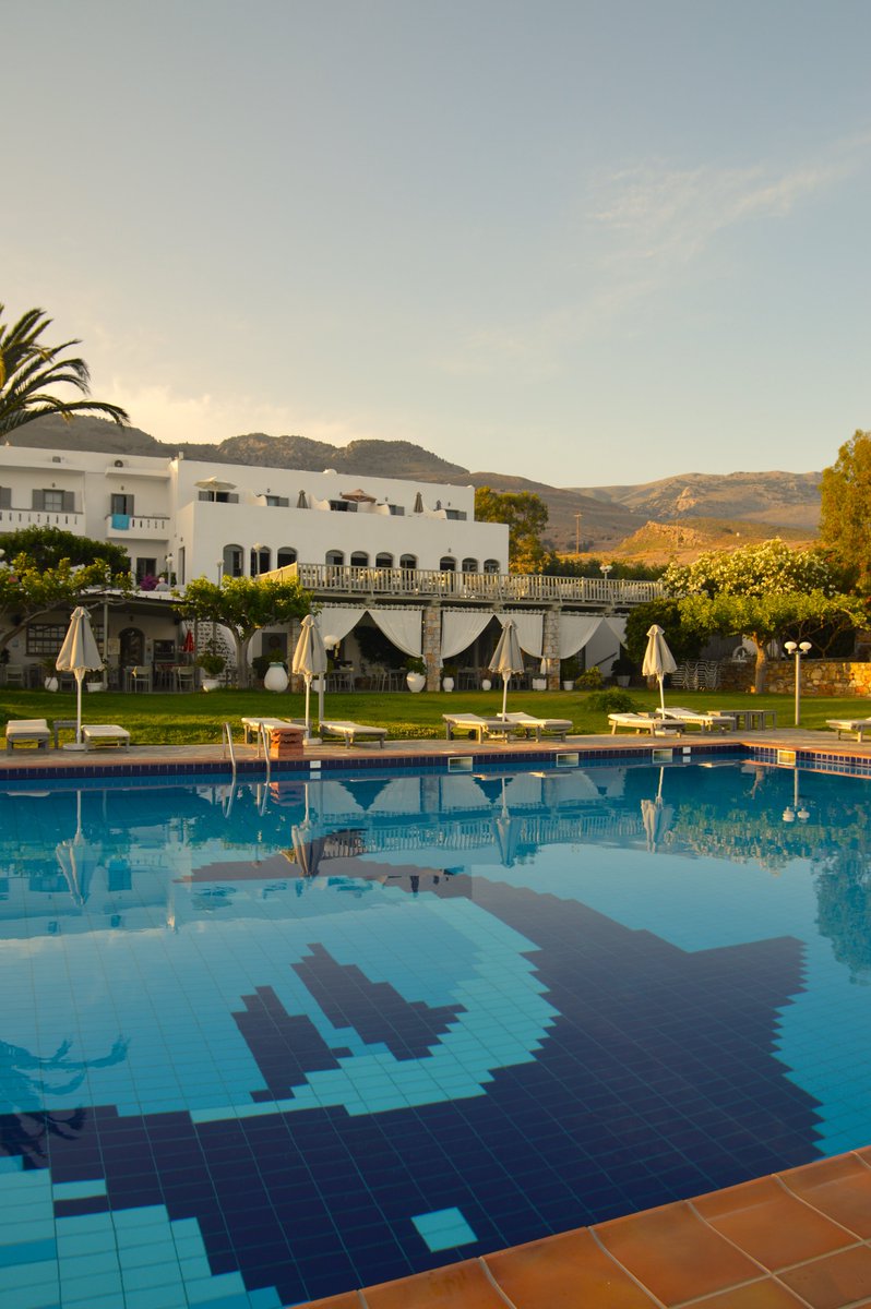 Vritomartis's tweet photo. "Nakedness is the language of the soul, spoken fluently in the wilderness." - Reed Mist
Would you have any thoughts on that?
#NaturistCommunity #EcoConsciousStay #BareNecessities #MediterraneanEscape #CreteExperience #NakedWanderlust #GreenGetaway https://t.co/uH4aROWHdh
