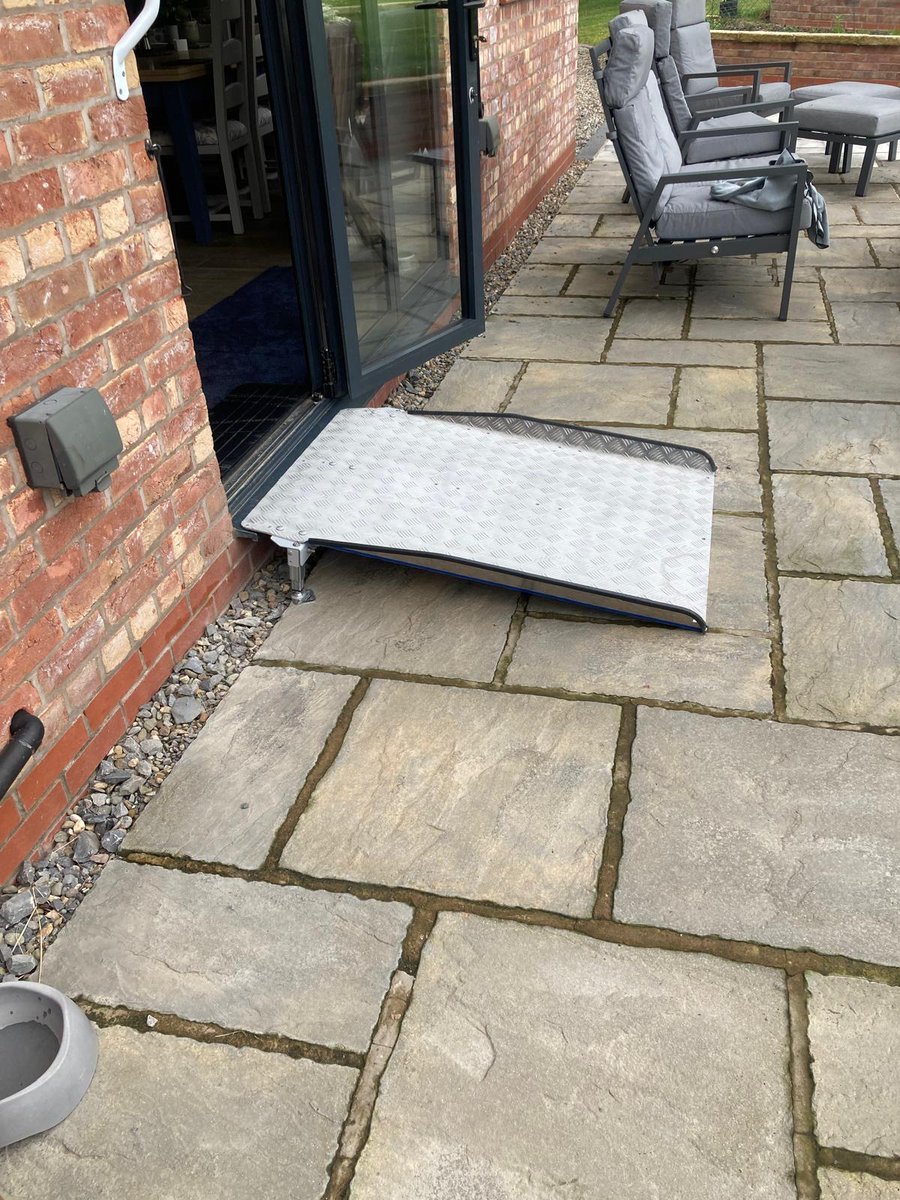 Rksot's tweet photo. Our technical support, Mike, installed some lovely ramping to a property in Frodsham this morning. 

Now our customer can enter and leave their property much more easily. 

#mobility #disabilityawareness #occupationaltherapy #metalramp https://t.co/MX0OA2UuCy