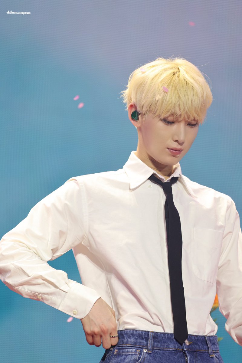 ddun_nyam's tweet photo. 240712 쇼케이스 

#ENHYPEN #엔하이픈
#선우 #SUNOO
@ENHYPEN_members https://t.co/1iINoA68Pi