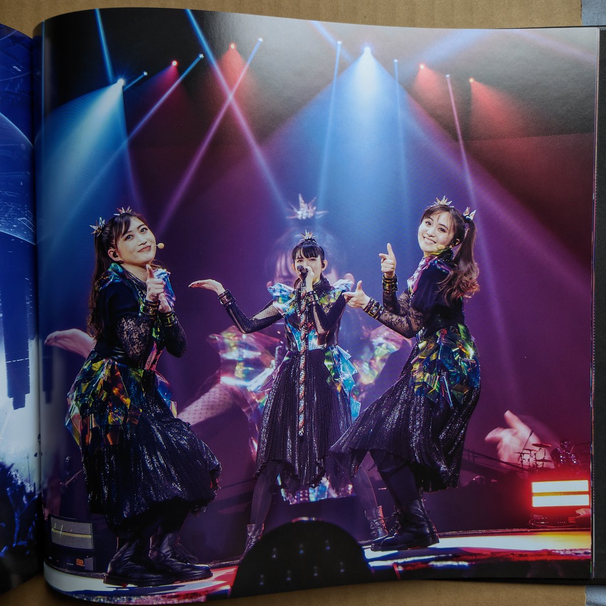 Kevin_1086's tweet photo. 届きました！🍑❤️今夜はウォッチパーティー🥳🦊
Arrived! 🍑❤️ Watch party tonight🥳🦊
#LEGEND_MM #20NIGHT #21NIGHT
#BABYMETAL #THEONE https://t.co/TZ5Yp43ZQP