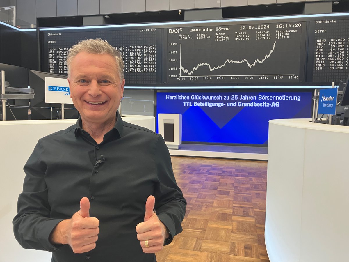 𝗗𝗔𝗫 𝘃𝗼𝗿 𝗗𝘂𝗿𝗰𝗵𝗯𝗿𝘂𝗰𝗵?
Es  deutet sich ein Wechsel an:   
➡️ US-Investoren lösen ihre Wetten auf, dass der DAX schlechter als der S&amp;P 500 abschneidet. 
➡️ Außerdem wird Kapital umgeschichtet: Raus aus den  Techs, rein in den breiten Markt  
👉 DAX 19.000 in Sicht❗️