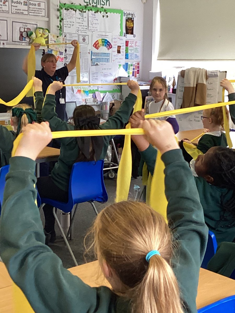 MrsFKausar's tweet photo. As part of aspirations week, Team Ruby has a visit from a physiotherapist explaining the different aspects of her job! I think it’s evident how amazed the class and inspired by what you do! @TeamManorGreen #aspirationsweek24 https://t.co/OpkvZVajB2