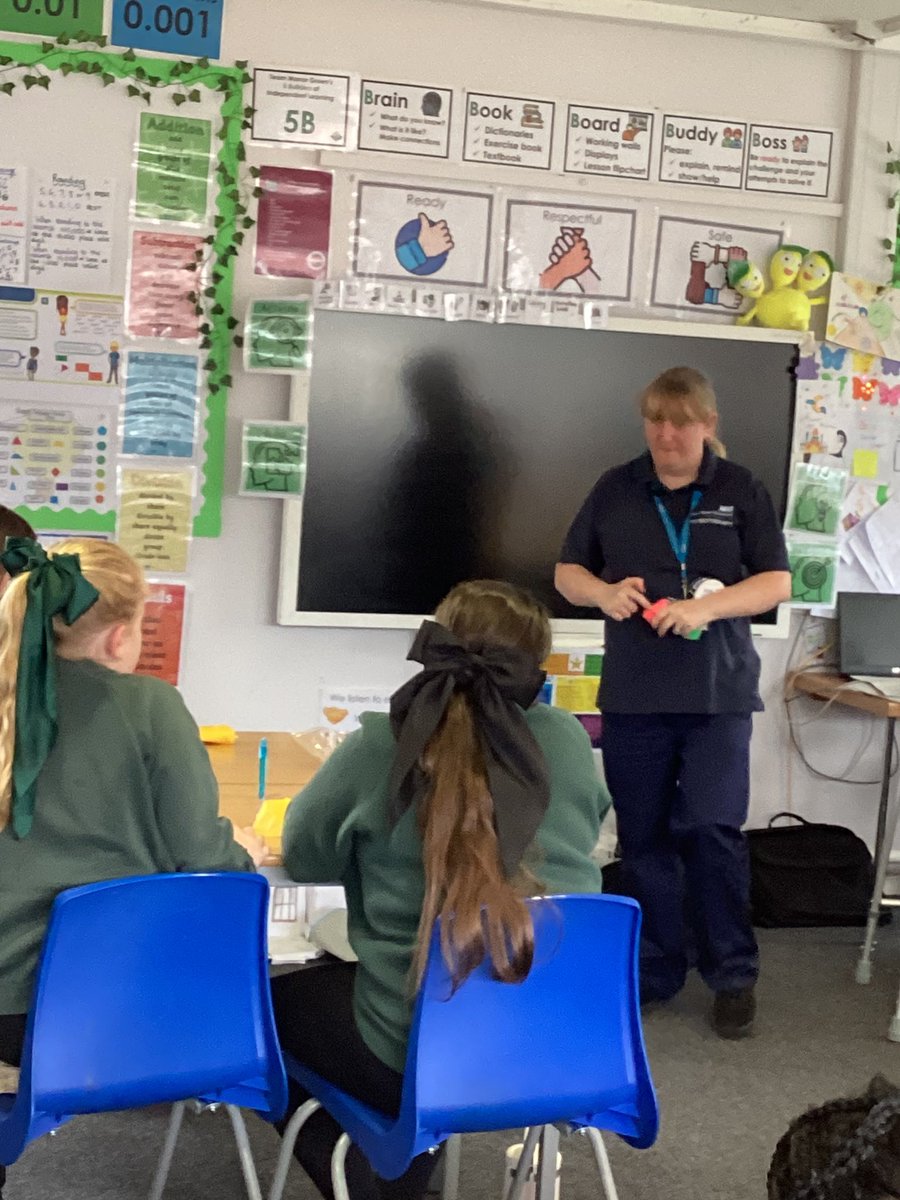 MrsFKausar's tweet photo. As part of aspirations week, Team Ruby has a visit from a physiotherapist explaining the different aspects of her job! I think it’s evident how amazed the class and inspired by what you do! @TeamManorGreen #aspirationsweek24 https://t.co/OpkvZVajB2