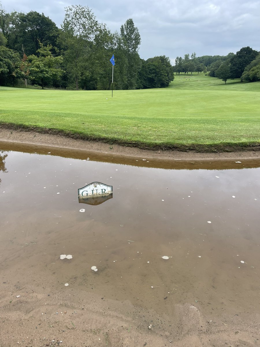 Fatheadchris's tweet photo. No shit! #golf https://t.co/5HOd2hmeID