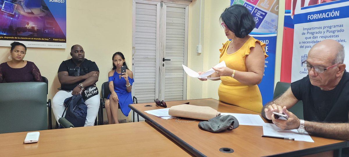 CLA_ComSoc's tweet photo. Se realizó la exitosa defensa del trabajo de diploma de licenciatura en Ciencia de la Computación "DBE v5.2: Nuevas prestaciones didácticas y de interfaz del Diccionario básico escolar" del estudiante
Geovanis Pérez de la Universidad de Oriente con tutoría del CLA. ¡Felicidades! https://t.co/aPfa76eNwL