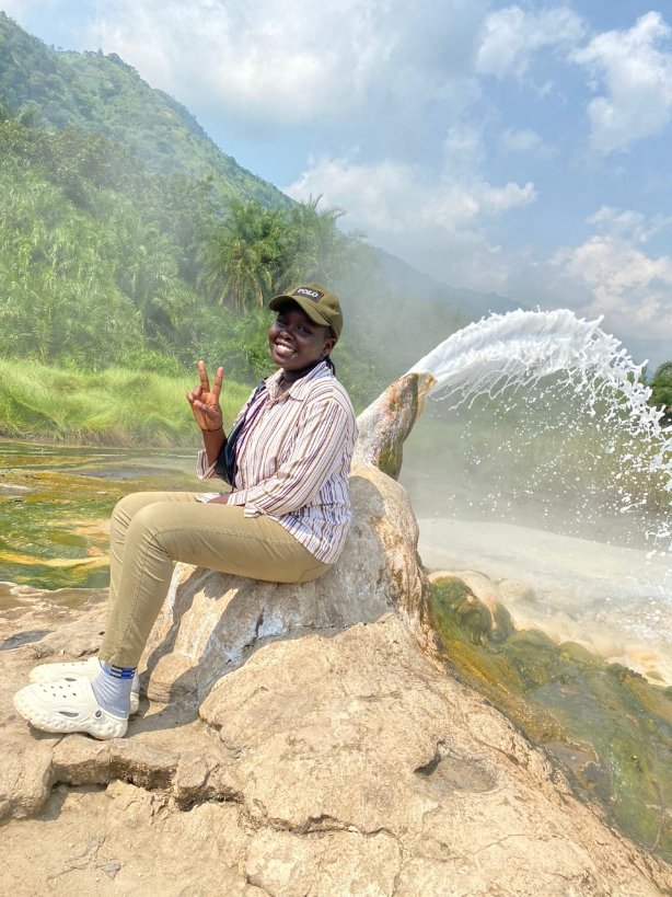 WorldTrotters7's tweet photo. Day 2 of our 7 Days Western Uganda customized Safari for our clients from Juba, South Sudan. Today's highlight was the spectacular Female Hotsprings. The Hot springs are located in Semuliki National park. #WorldTrotters #SemulikiNationalPark #CustomizedSafari #ExploreUganda🇺🇬🇺🇬🇺🇬 https://t.co/OpcHU3qVTu
