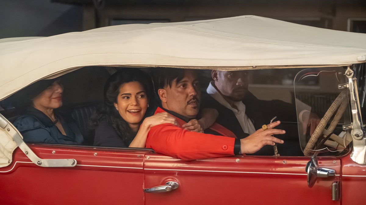fesiukfilms's tweet photo. We are almost to our $2,000 goal raising funds for our 1940's series' pilot episode! Can you be our next donation? Share & Donate. =D https://t.co/3kx5PXK1xG | @gofundme
#FridayFeeling #GoFundMe #1940s #Asheville #dancechallenge #TVseries #womenstyle #fesiukfilms https://t.co/V9QcGlTpY9