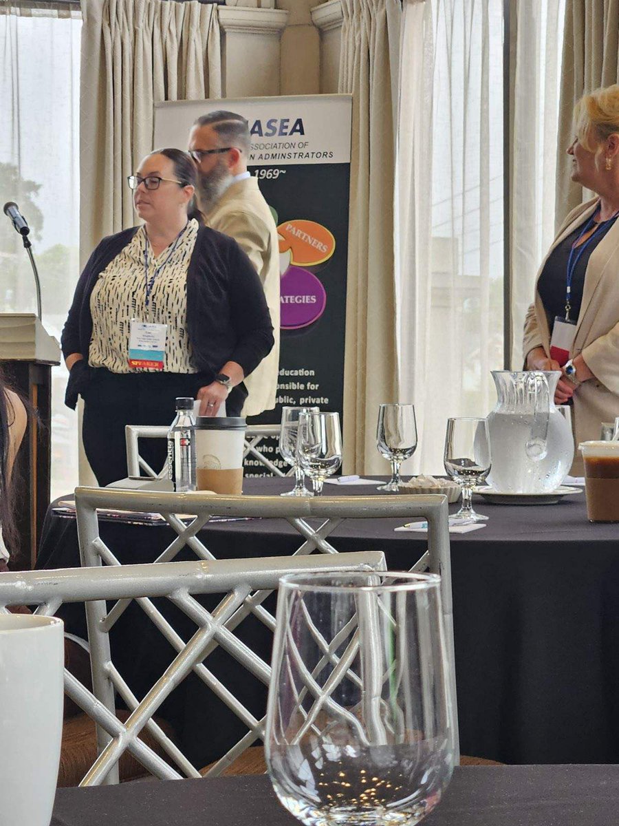 Such a privilege to present today <a href="/liasea_li/">LIASEA</a> with Effective School Solutions about supporting students mental health needs! <a href="/RomanelliPaul/">Paul Romanelli, Ed.D.</a> <a href="/j_cameronjr/">Jim Cameron</a> <a href="/JeanneDowling11/">Jeanne Dowling</a> <a href="/DDMMorrison/">Dawn Morrison</a>