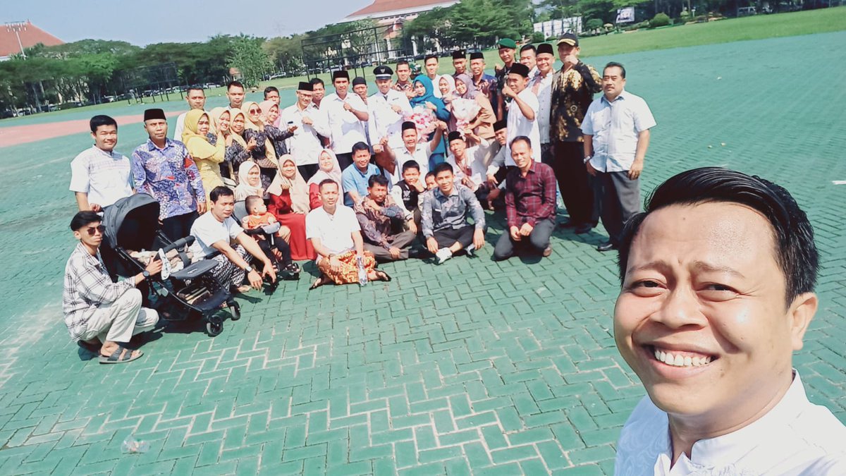 Pengukuran &amp; Penyerahan Keputusan Bupati Bekasi Tentang Masa Jabatan Kepala Desa 8 Tahun