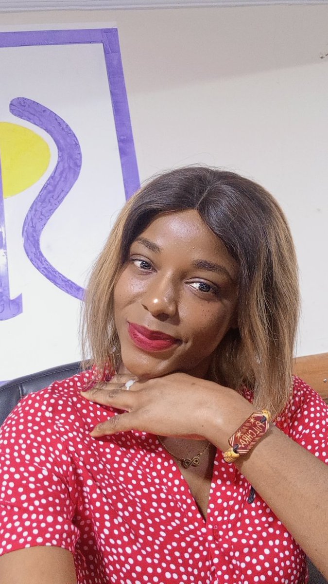 Soigne ton comportement, c'est la plus belle tenue 🙏

#BonWeekend

#LaPulchra💜