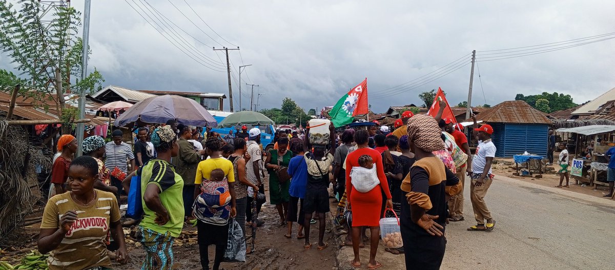 Williamstalk25's tweet photo. Ovia North East local government na capacity local government o, our doings na election winning doings!!! 

#EdoPeopleMustToMatter 
#EdoPeopleBeforePolitics 
#EdoWillBeOK
#OluKadiri
#Edo2024 https://t.co/2urAVmqfN8