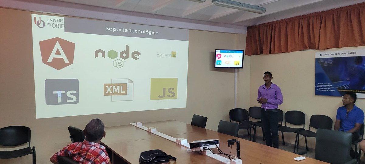 Se realizó la exitosa defensa del trabajo de diploma de licenciatura en Ciencia de la Computación "DBE v5.2: Nuevas prestaciones didácticas y de interfaz del Diccionario básico escolar" del estudiante
Geovanis Pérez de la Universidad de Oriente con tutoría del CLA. ¡Felicidades!