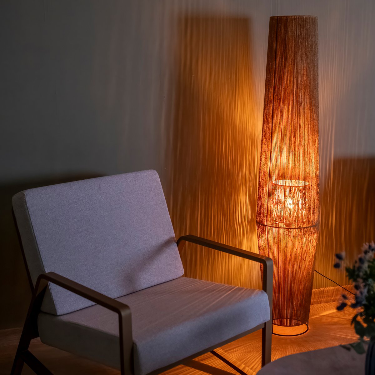 Foradahome's tweet image. Kangaroo Floor Lamp;
Offers a peaceful night with the serenity provided by dim light. The most elegant form of handcrafting with knitted threads.

#kangaroo #modern #homedecor #flatpack #forada #furniture #lamp #floorlamp #homedesign #lampdecor #design #homefurniture #home
