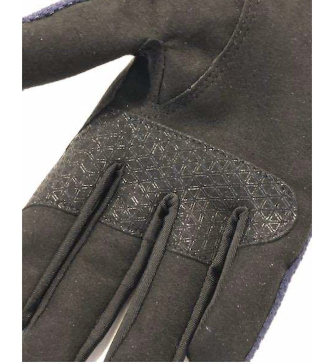 WinnersEquine's tweet photo. The best riding gloves on the market. X-Treme Grip. Super comfortable, but wears like iron. Our X-Treme Grip design will always give you the ultimate grip. These gloves should retail for over $50, but our retail price for these super quality gloves is only $24.95! #winnersequine https://t.co/j6iIsB5nik