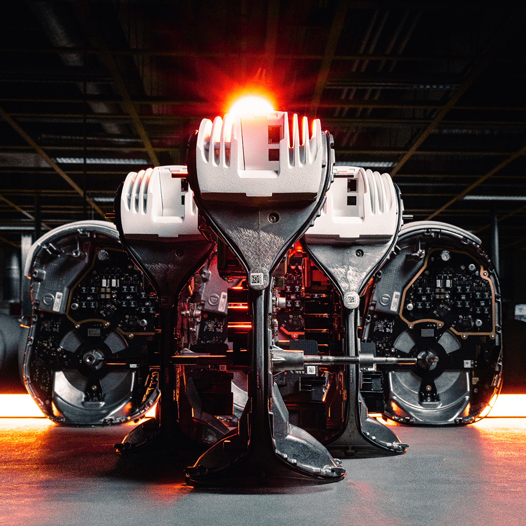 DEVIALET's tweet image. Devialet Phantom’s core is home to many of its 1431 custom parts—some minuscule. We rigorously check to ensure absolute robustness and finesse.

Head inside our world: devialet.com/about-us/savoi…

#Devialet #DevialetPhantom