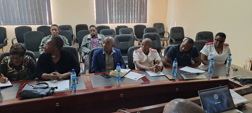 swadnu's tweet photo. CoLA Talks Concluded at Good Shepherd Hospital 

The union leadership signed a 4% salary increase for Cost of Living Adjustment with the GSCH today. The Hospital's CEO is seen exchanging documents with union leaders [National and Branch Leaders]
#workersrights
#workersunite https://t.co/vpGutTxolo